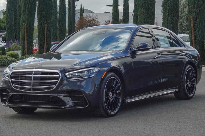 CO2-Offset|Departure Bristol to Bristol Airport BRS by Luxury Car - Photo 1 of 8